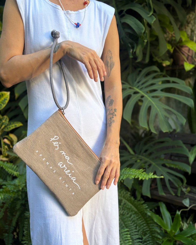 Clutch Desejos_ Pés na Areia