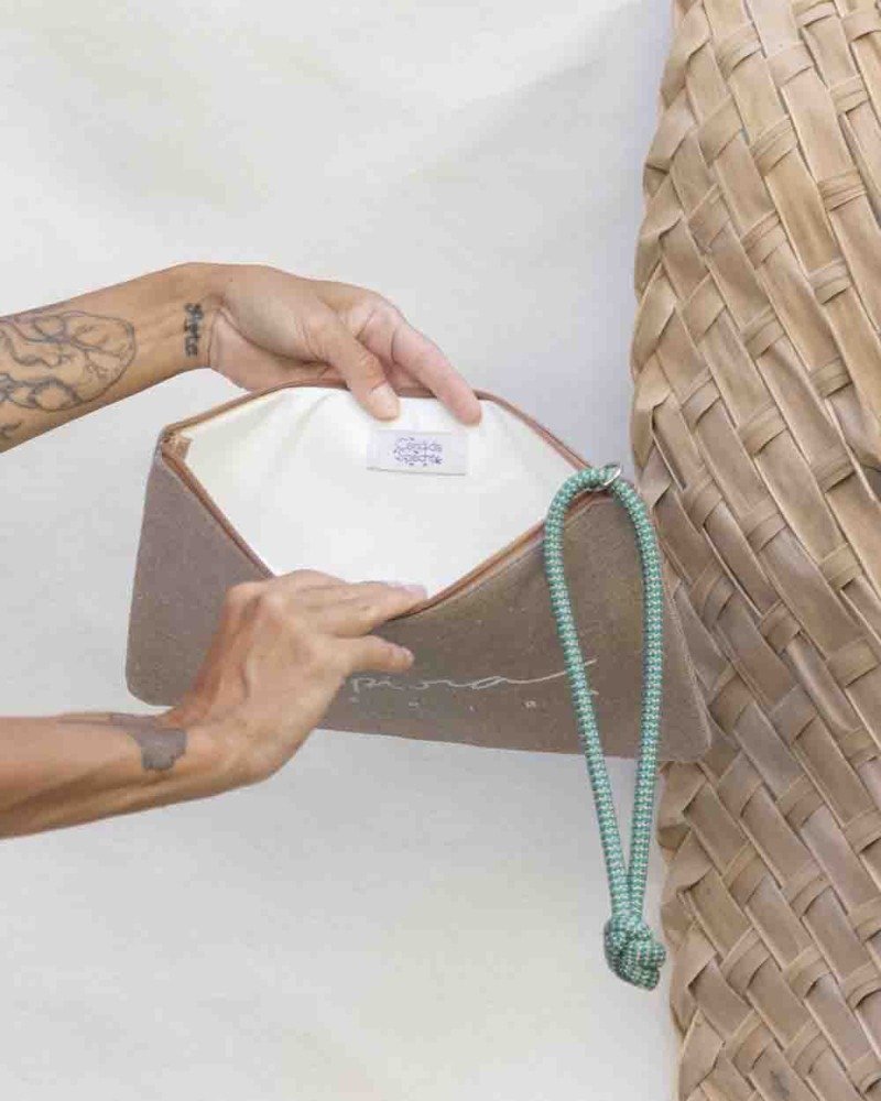 Clutch Desejos_ Respira