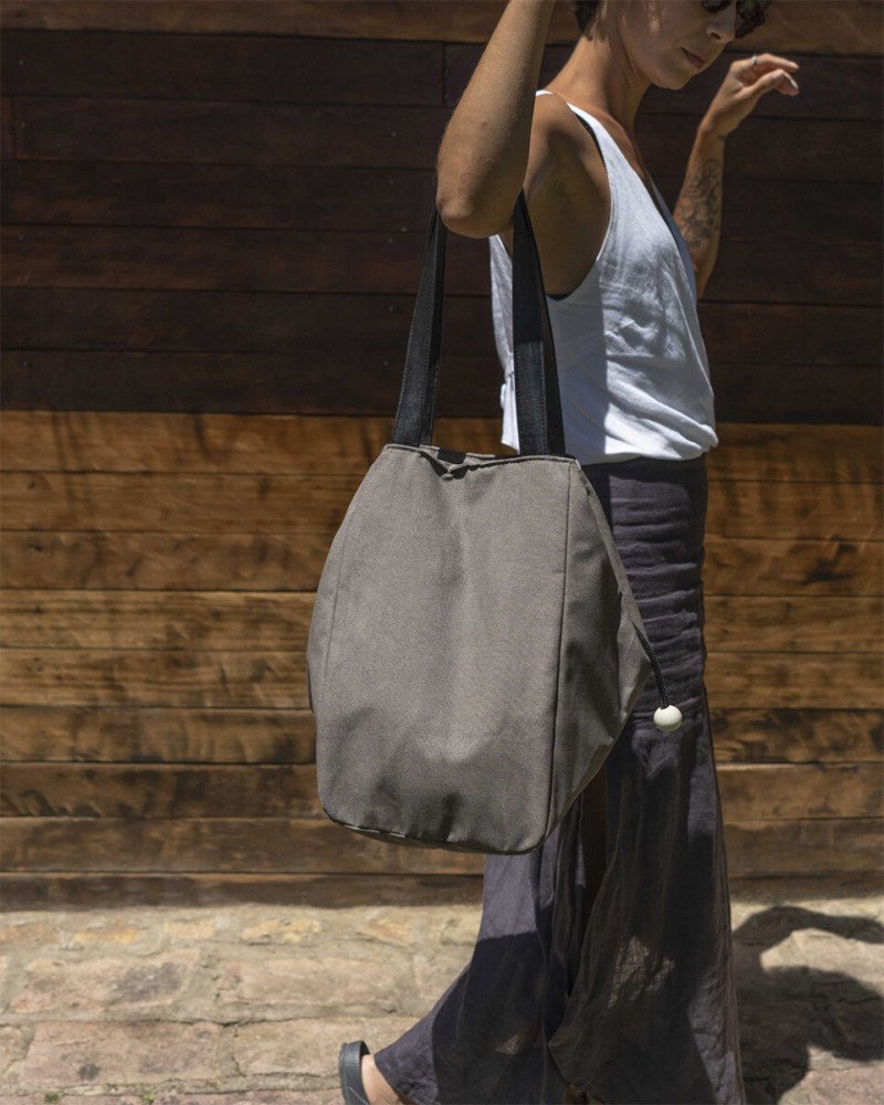 Bolsa Tote Cinza