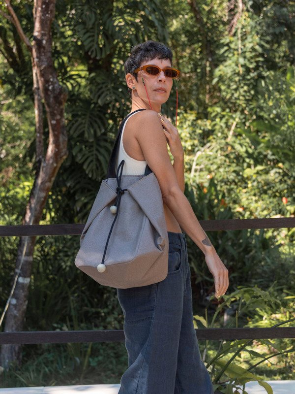 Bolsa Tote Cinza