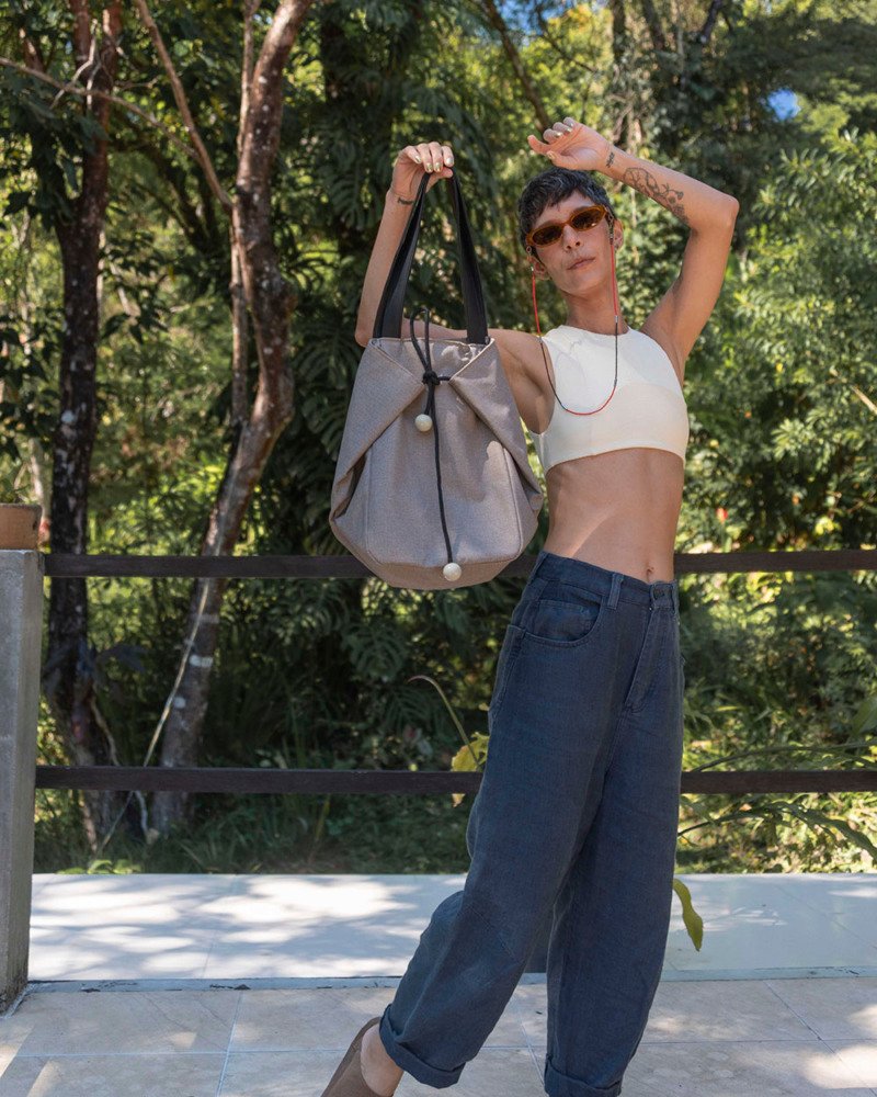 Bolsa Tote Cinza