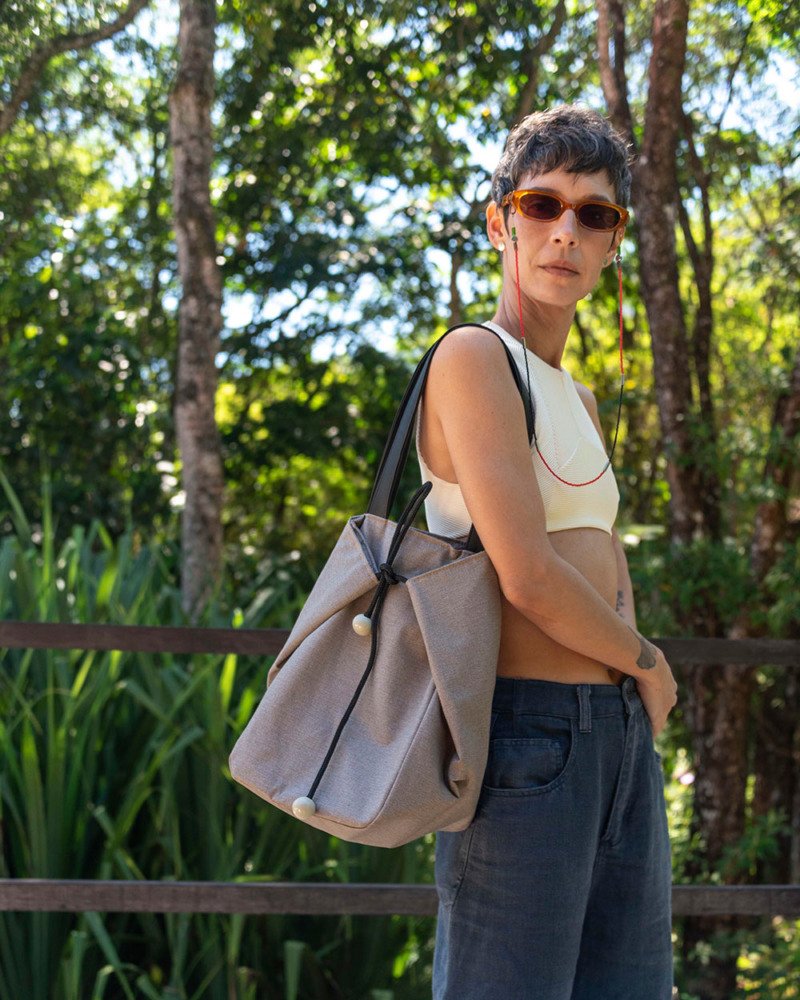 Bolsa Tote Cinza