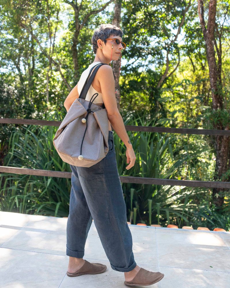 Bolsa Tote Cinza