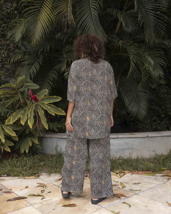 Camisa Jabuti Preta