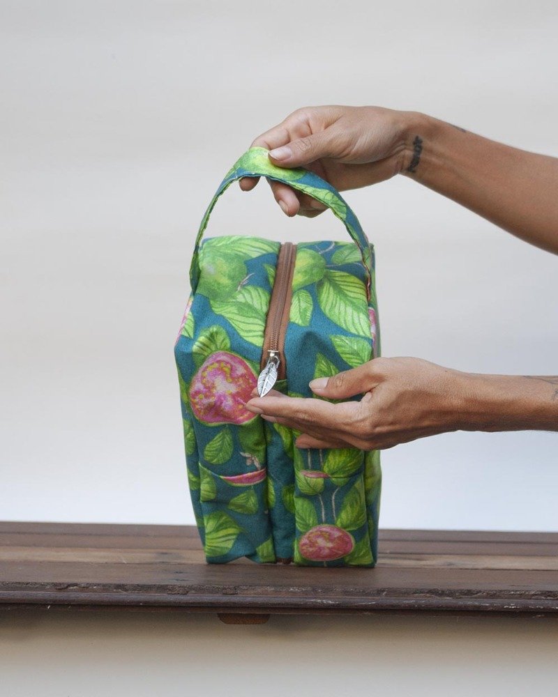 Nécessaire Viagem Araçá