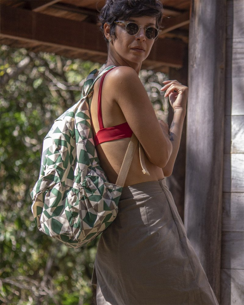 Mochila Bandeirolas