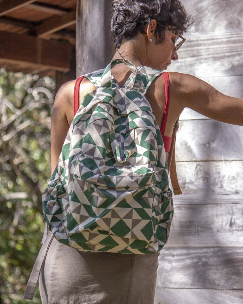 Mochila Bandeirolas