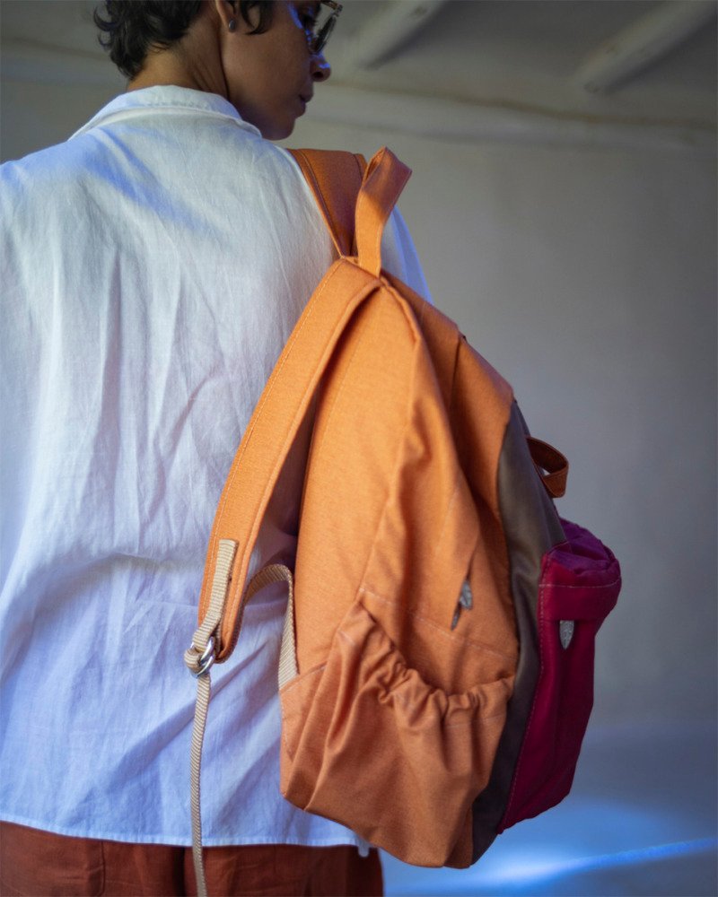 Mochila Dendê Jambo