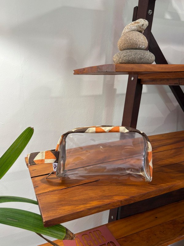 Nécessaire Leve Bandeirolas Terra Pequena