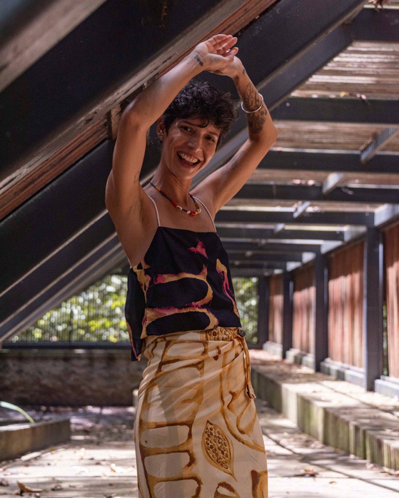 Top Semeadura Vermelho e Preto