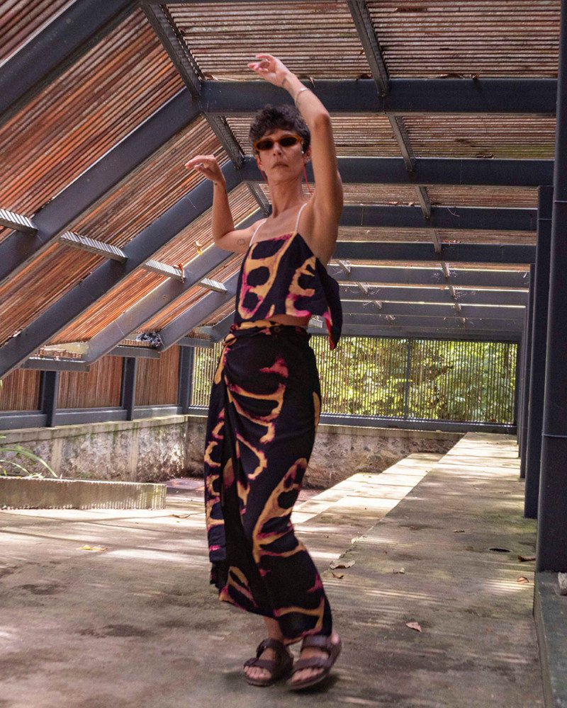 Top Semeadura Vermelho e Preto