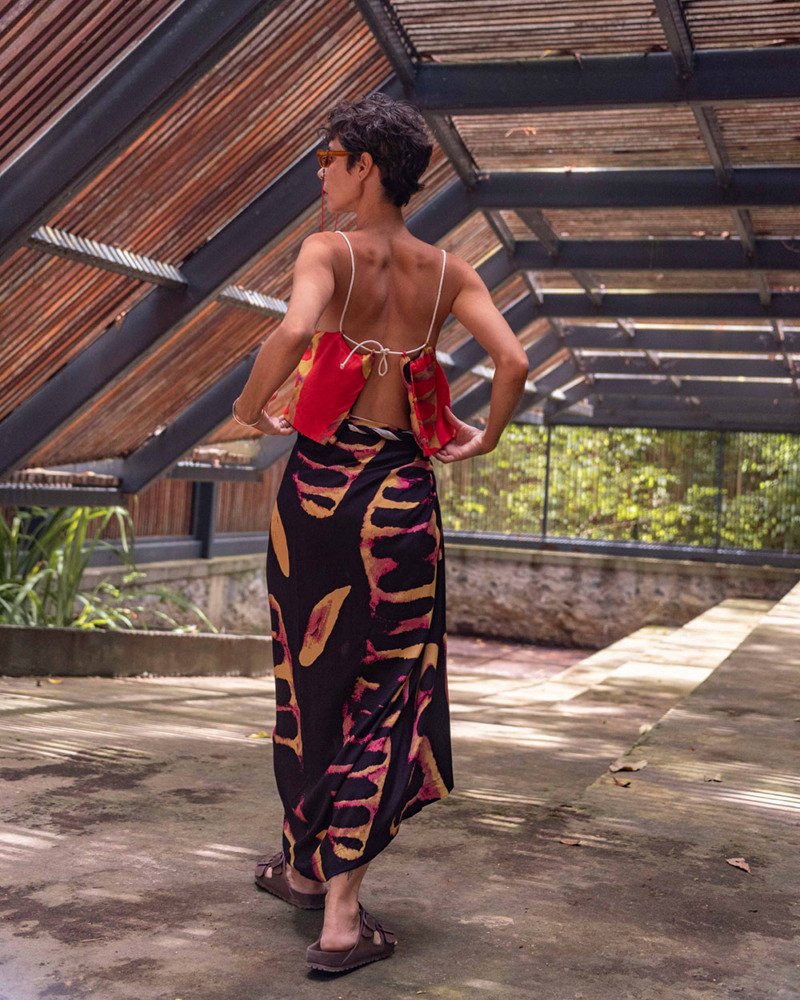 Top Semeadura Vermelho e Preto