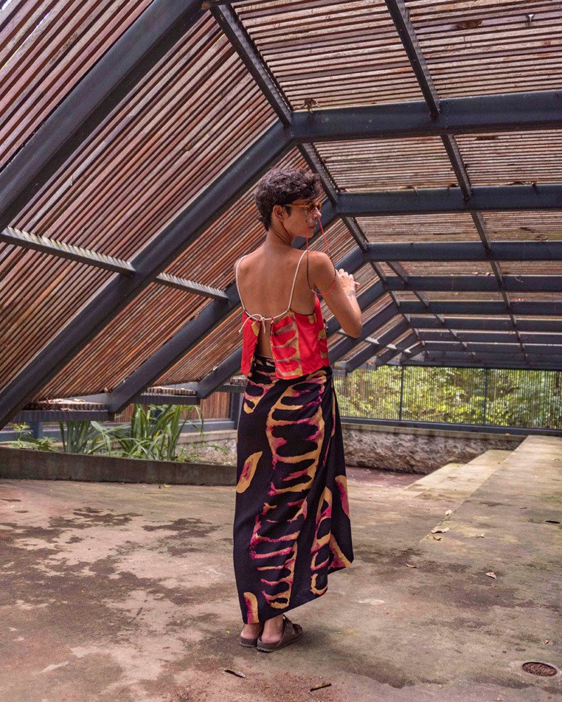 Top Semeadura Vermelho e Preto