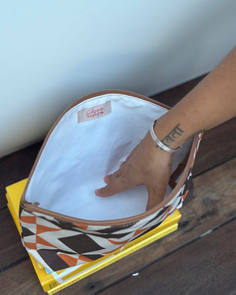 Nécessaire Canoa Bandeirolas Terra